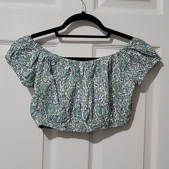 Delfina Crop Top   - Picture 4 of 10